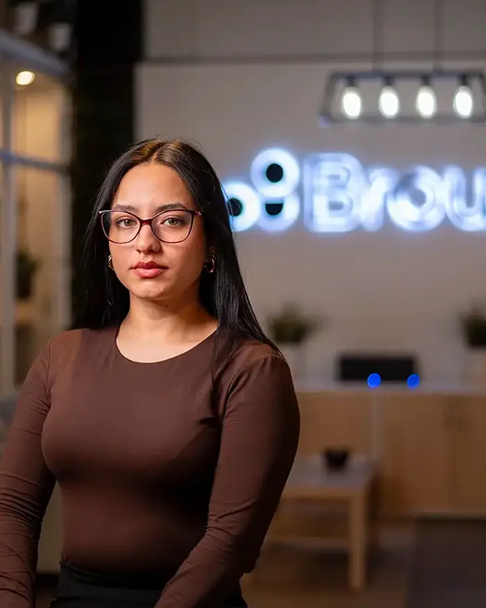Equipo Brouo en sesión de trabajo